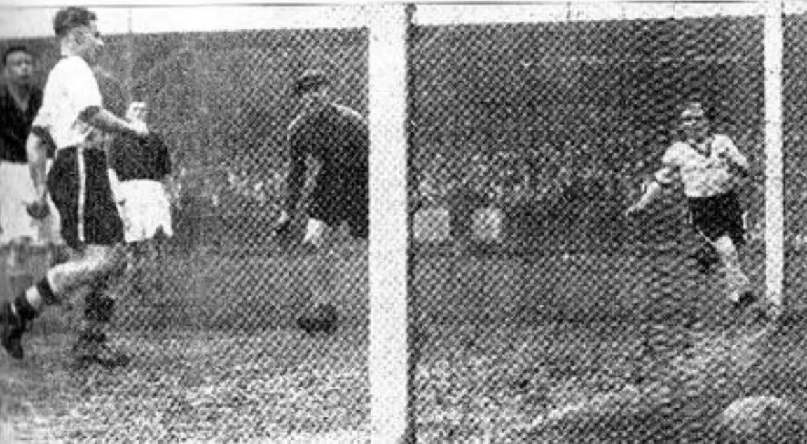 Cầu thủ huyền thoại Joe Payne của Luton Town ghi 10 bàn trong một trận đấu năm 1936
