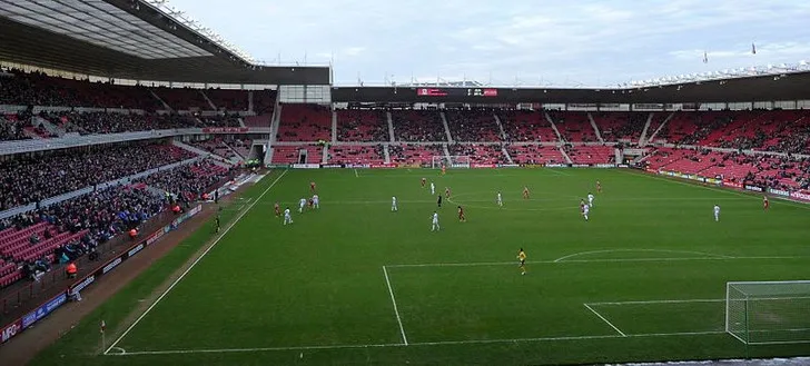 Cầu thủ Middlesbrough thi đấu trên sân nhà Riverside trong trận FA Cup, một khoảnh khắc lịch sử