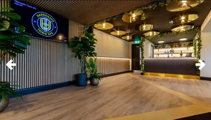 Khu vực tiếp đón khách và dịch vụ đặc biệt tại sân Wetherby Road