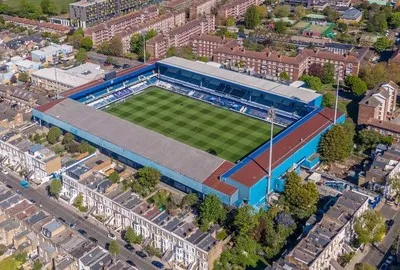 Sân vận động Loftus Road nhìn từ trên cao