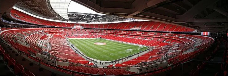 Sơ đồ bố trí chỗ ngồi hình bát của sân vận động Wembley
