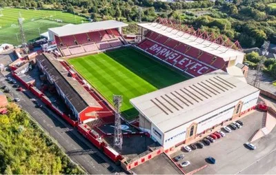 Toàn cảnh sân vận động Oakwell từ trên cao