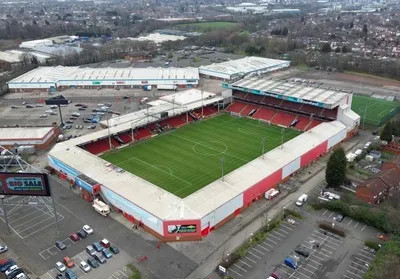 Toàn cảnh Sân vận động Poundland Bescot Stadium nhìn từ trên cao