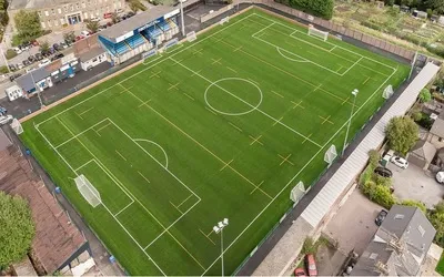 Toàn cảnh sân vận động The Silverlands, trái tim lịch sử của Buxton FC